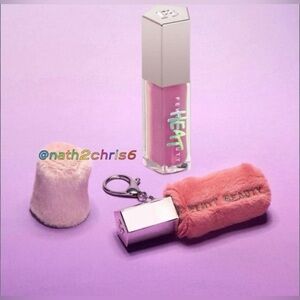 Fenty Beauty lim. Ed. Fu$$y Fuzzy Gloss Bomb Holder keychain with Lipgloss New.